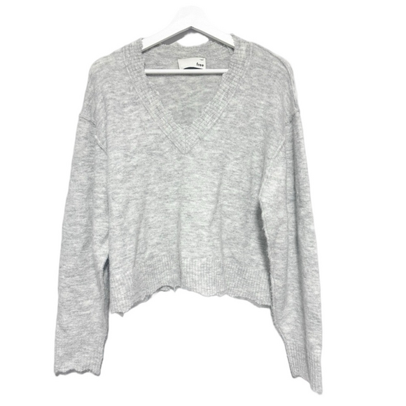 Wilfred Sweaters - Wilfred Light Gray V-Neck Sweater size XL